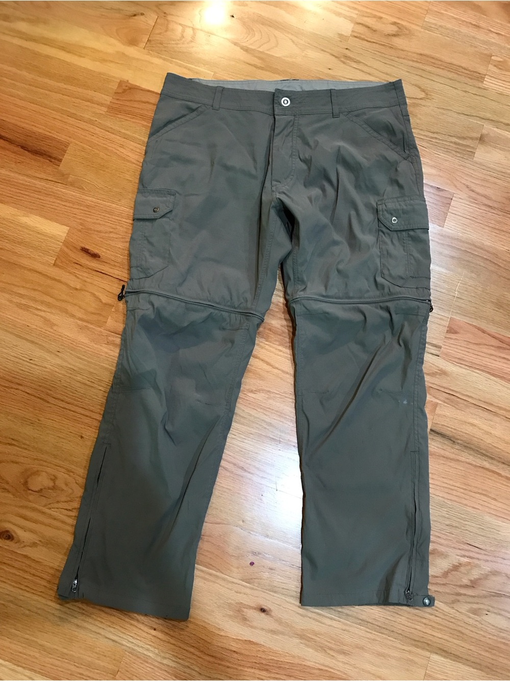 KUHL Men's Renegade convertible cargo pants (38x30)